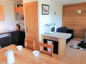 Appartement 3 pièces - 6 pers, balcon, casier à skis, parking - FR-1-412-5